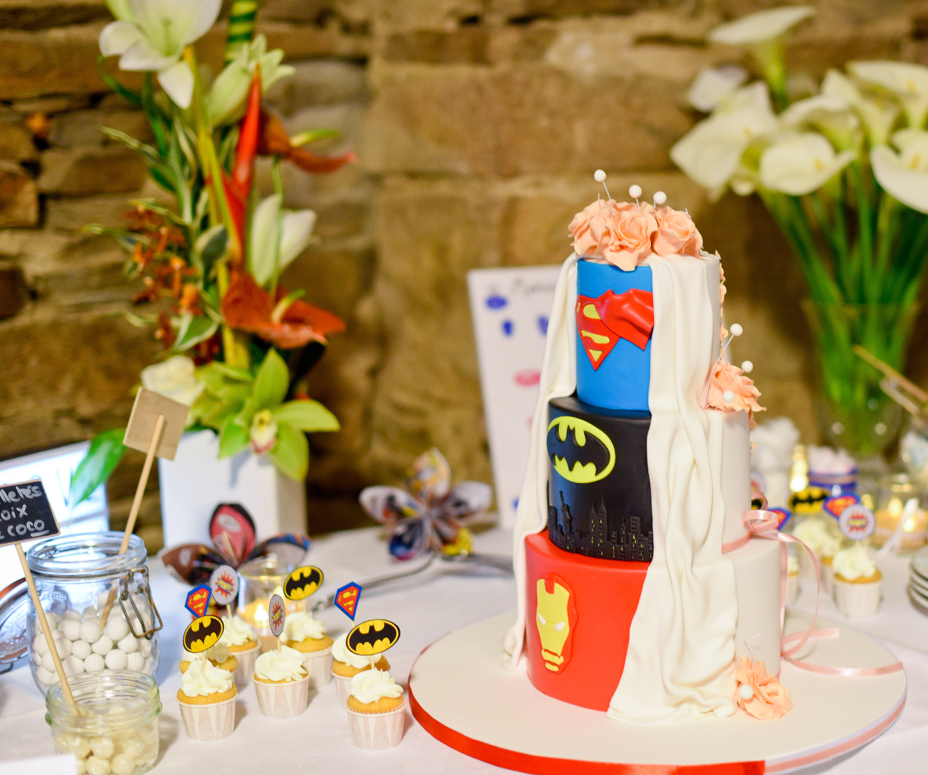 pour-evenements wedding cake thème super héro