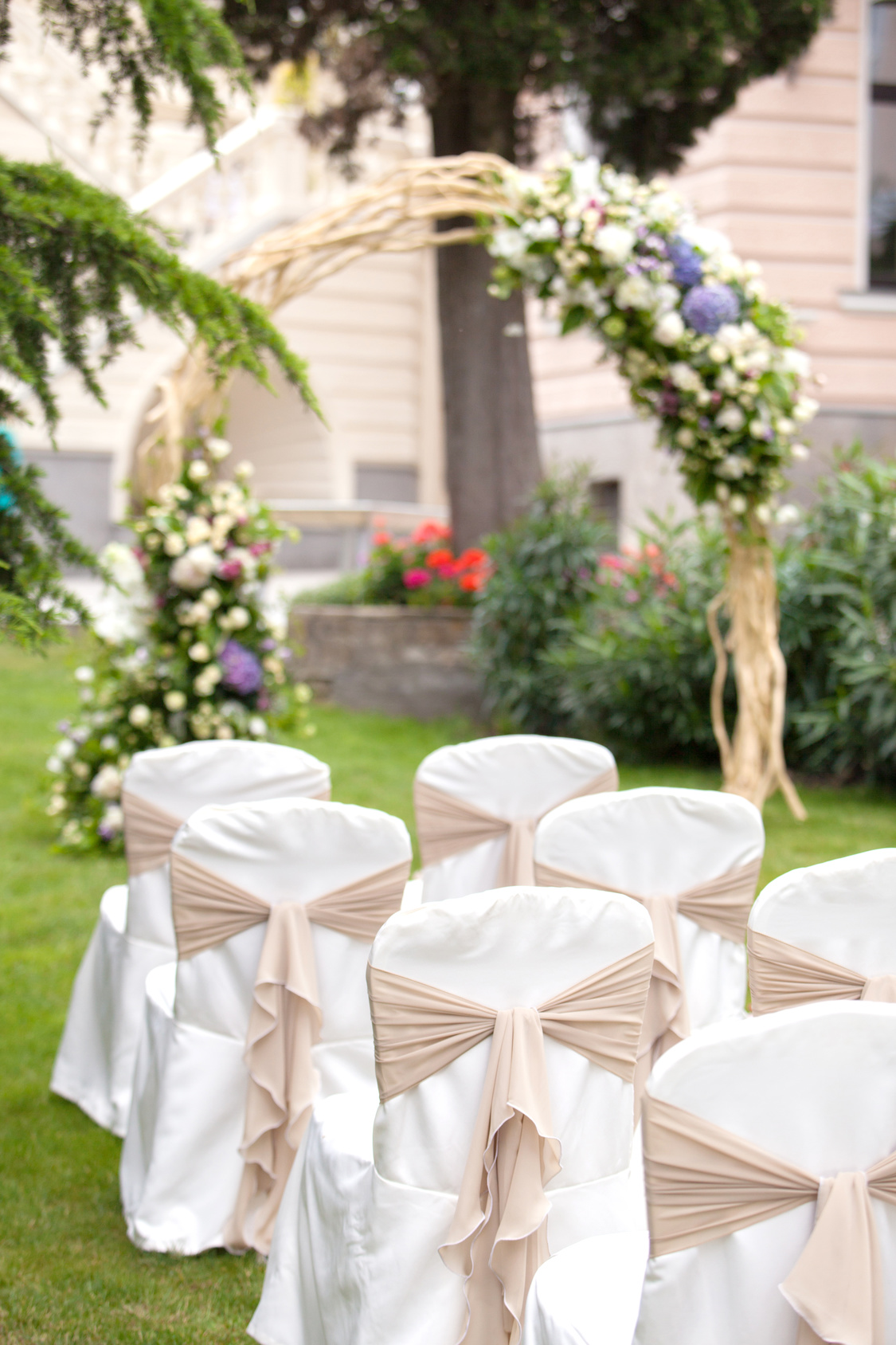 Wedding Ceremony Chairs décoration cérémonie laïque